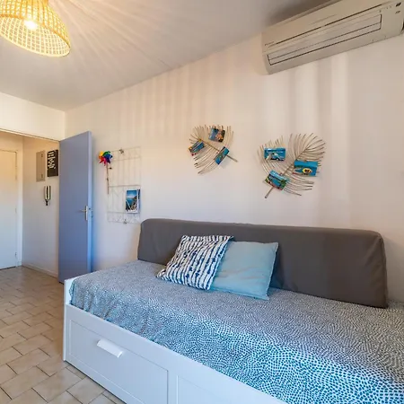 Appartement Saint James-12 By Interhome *