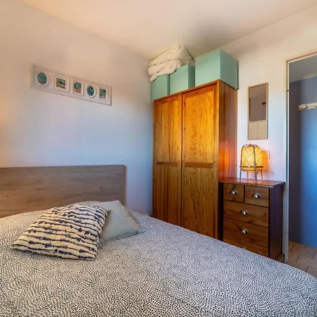 Apartment Saint James-12 By Interhome