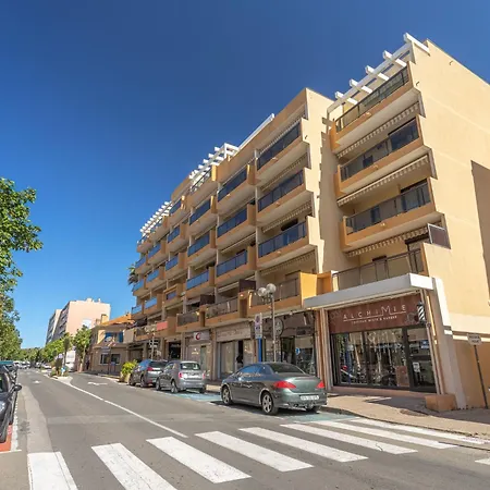 Saint James-12 By Interhome Apartment